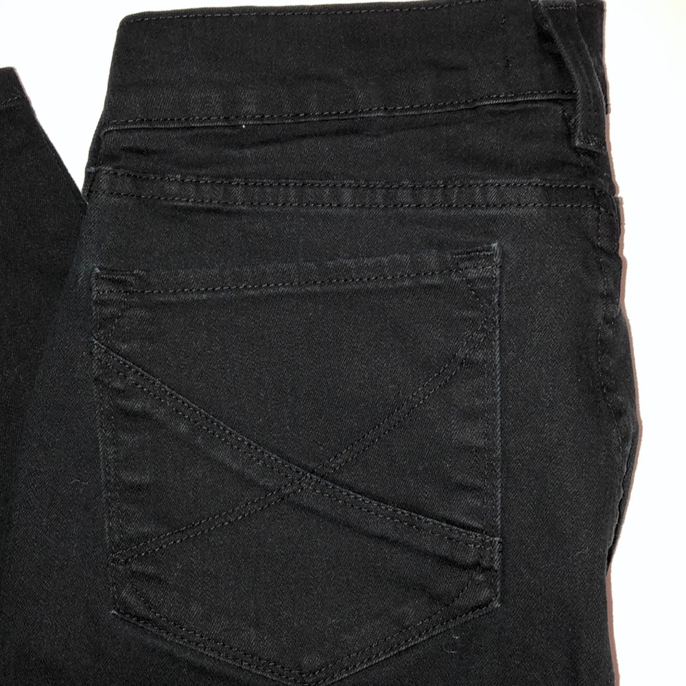 NYDJ. Crop Jeans Size 4